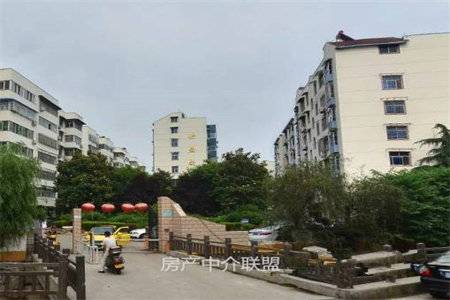 城北曹家楼小区3室1厅1卫102m2简单装修